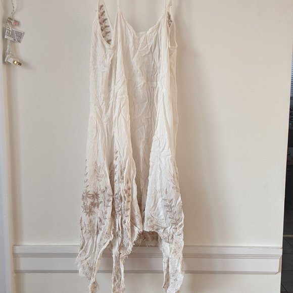 🚩SOLD🚩FREE PEOPLE Meadows of Medallion Dress - Picture 3 of 8